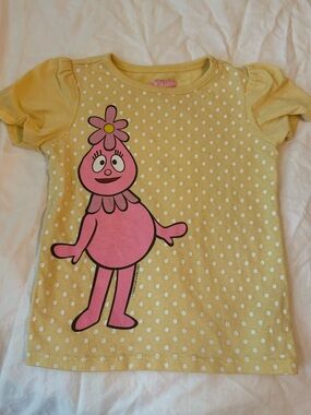 Girls’ Yellow YO GABBA GABBA Polka Dot Character Tee with Pink Graphic vintage
